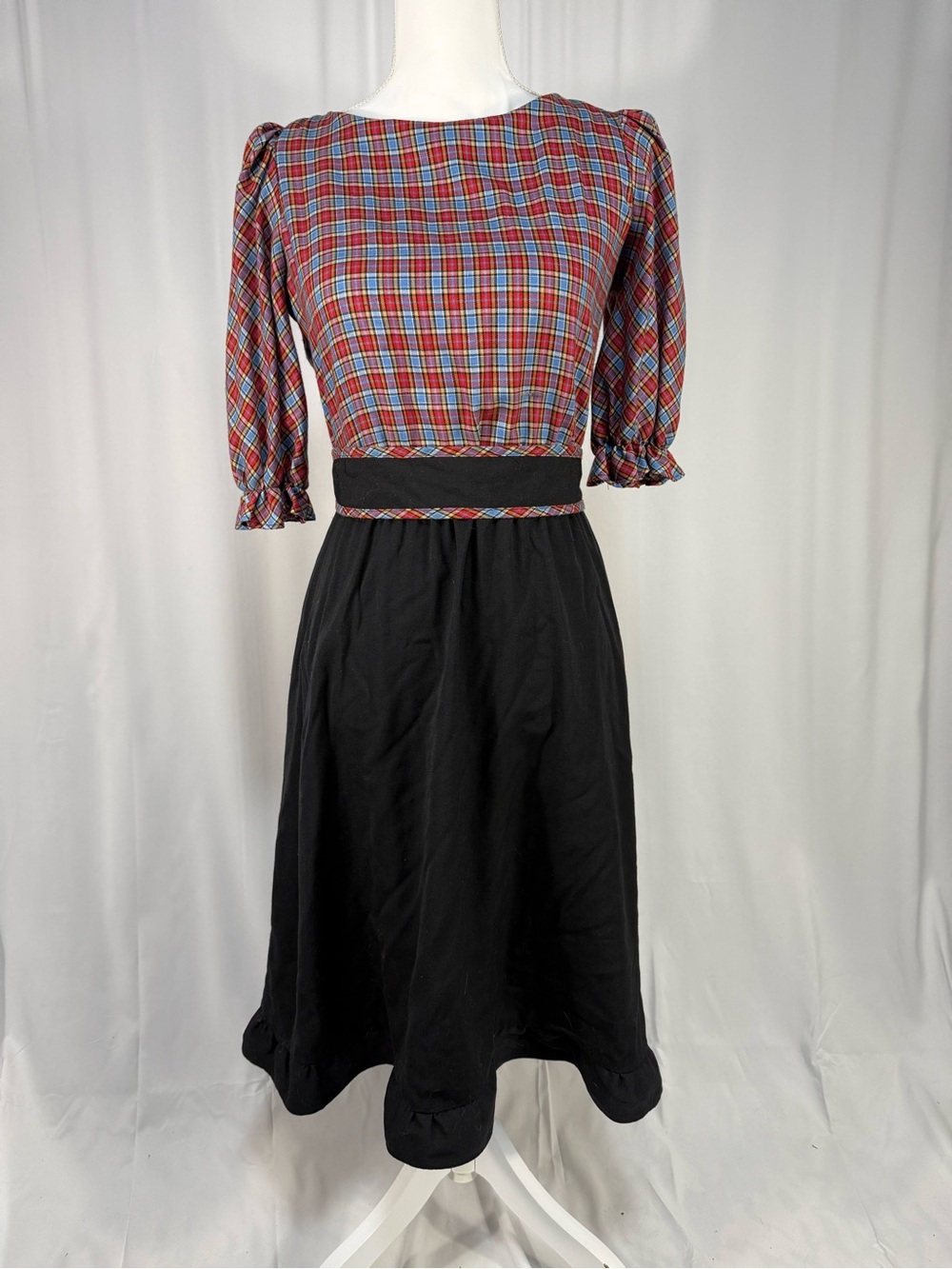 Vintage Jerell’s Sweetheart Plaid Prairie Dress Size 5 Puff Sleeve Black
